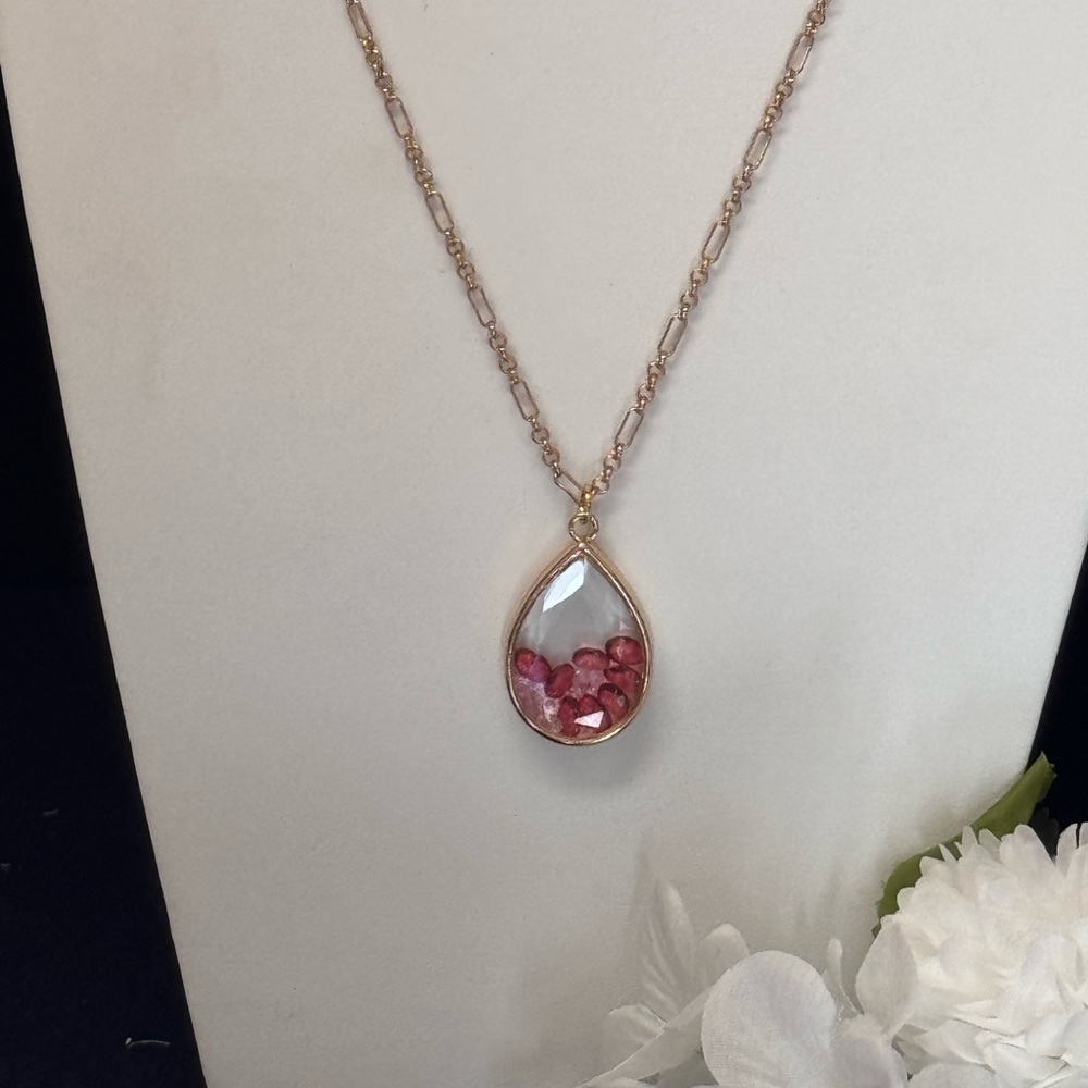 Laundry By Shelli Segal Gold Necklace w/ Pink Teardrop Pendant crystals 28-30 in